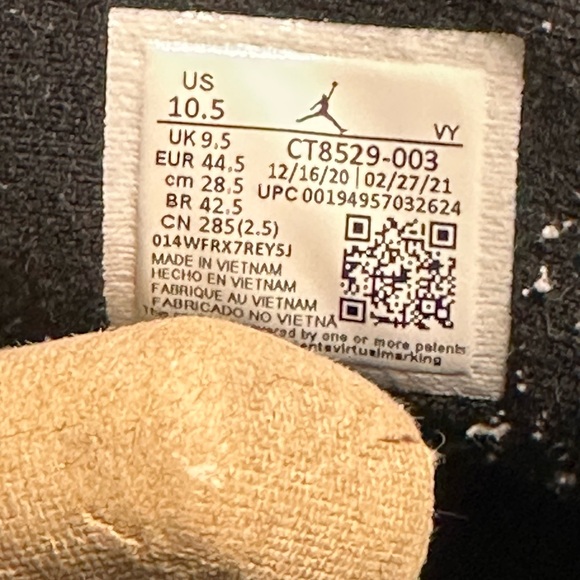 Air Jordan 6 Retro Electric Green - Picture 7 of 8